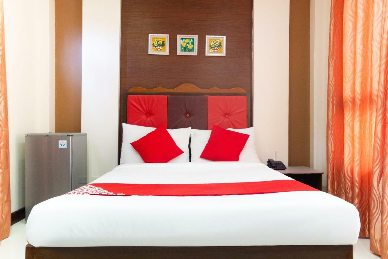 Davao City Oyo 153 Espacio De Clarita Hometel מראה חיצוני תמונה