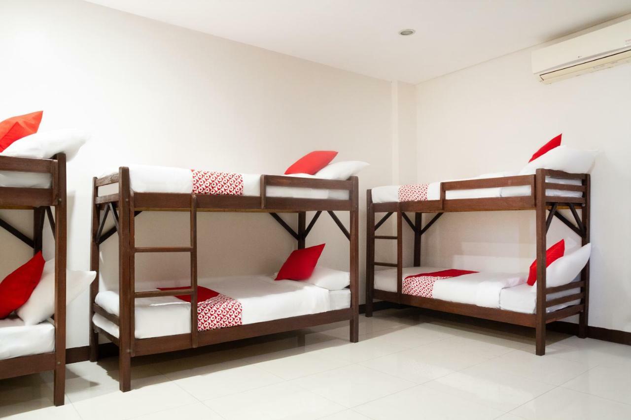 Davao City Oyo 153 Espacio De Clarita Hometel מראה חיצוני תמונה